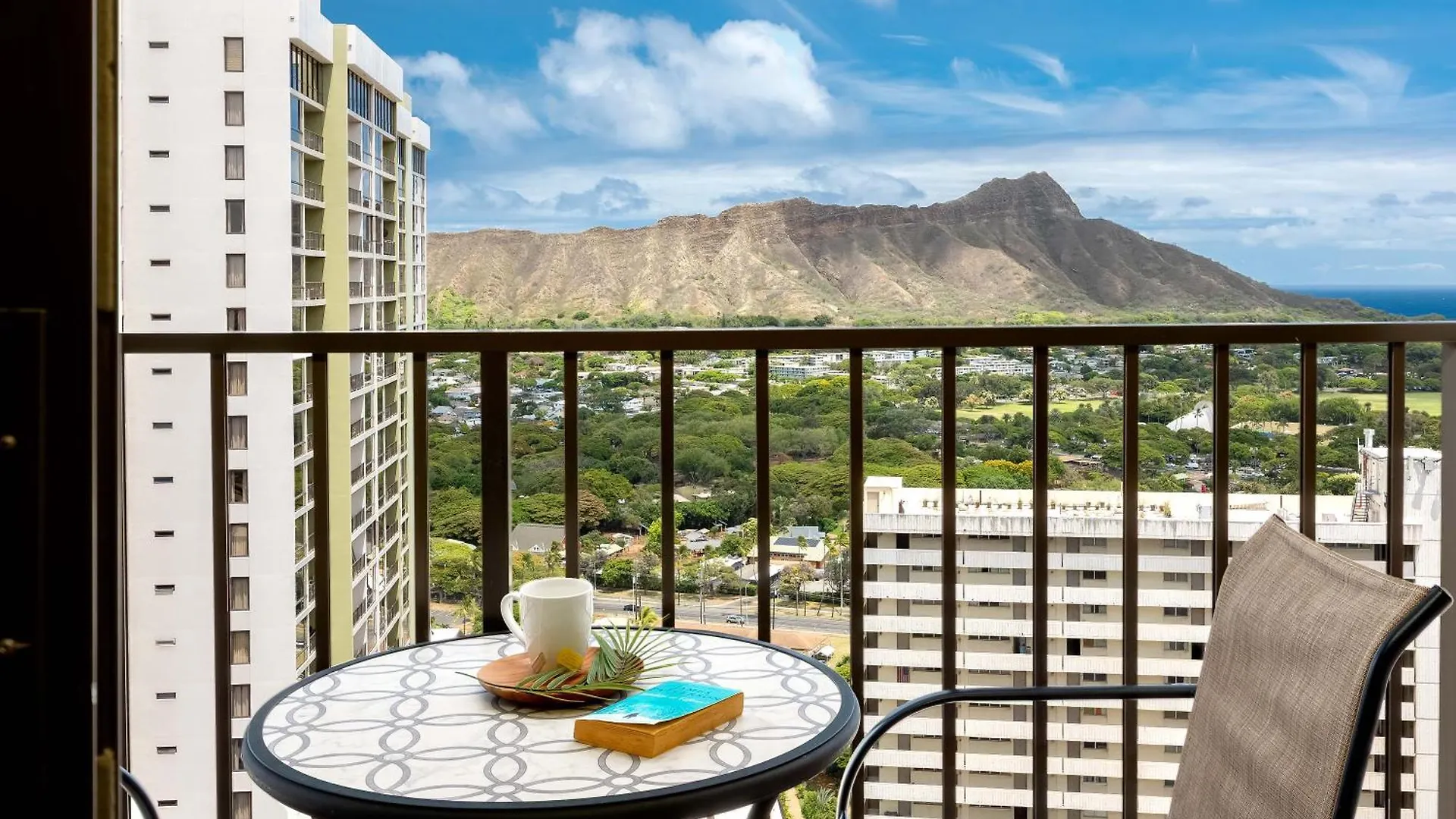 Beautiful 34Fl Condo - Diamond Head View - Parking 檀香山